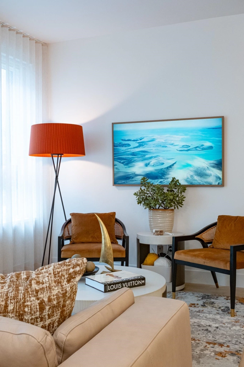 Kitchen Photo of TH2 423 6th Street, West Vancouver, BC