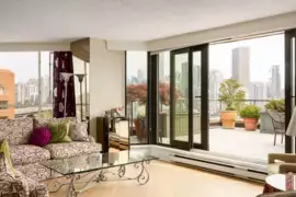 1009 1450 Pennyfarthing Drive, Vancouver, BC