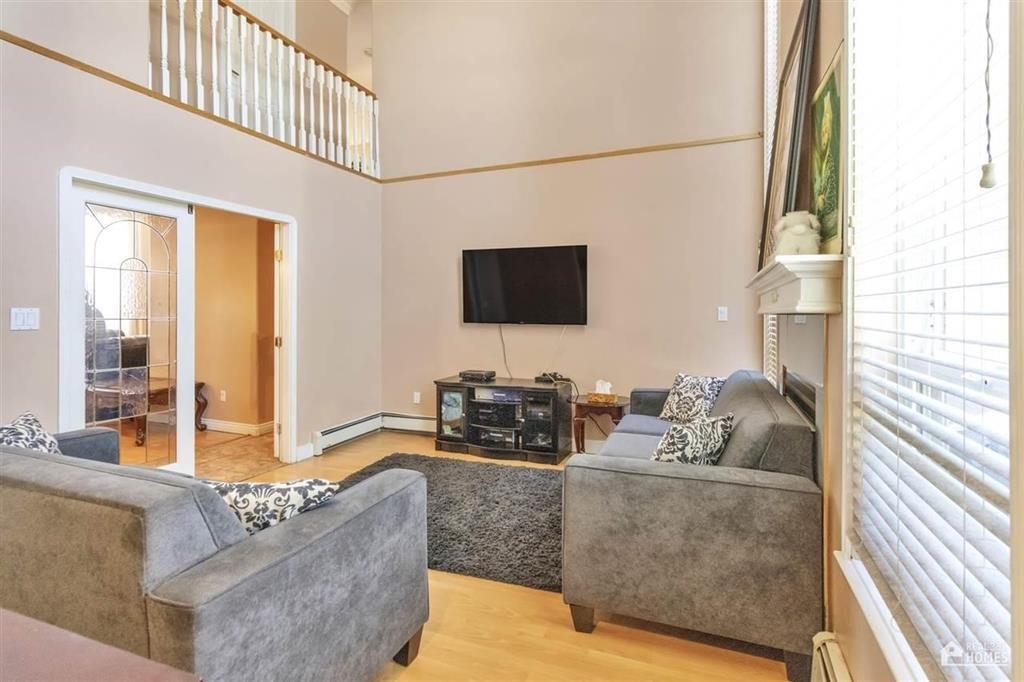 Pantry Photo of 13107 74 Avenue, Surrey, BC