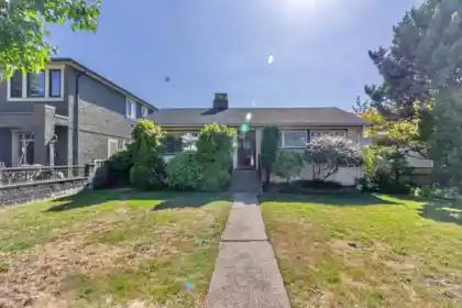 4342 Parker Street, Burnaby, BC, Willingdon Heights — 4 bed single family residence for sale