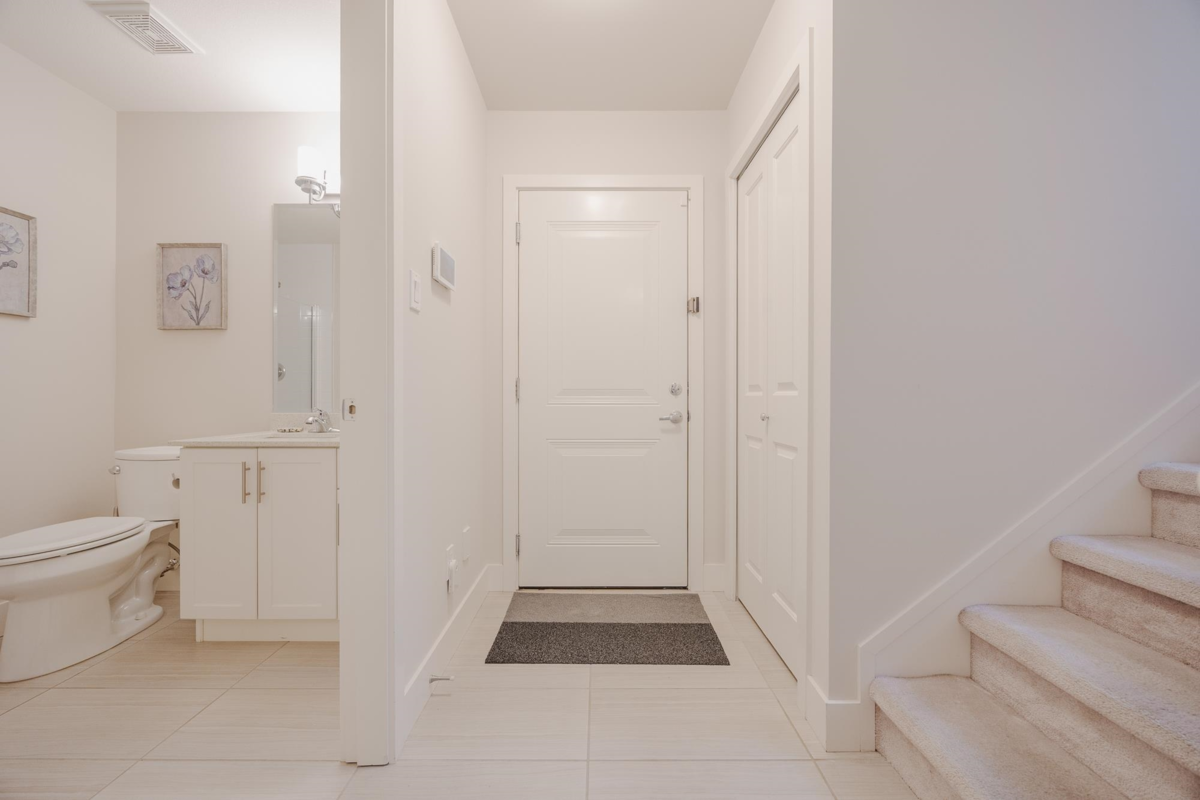 Front Yard Photo of 1 7198 179 Street, Surrey, BC