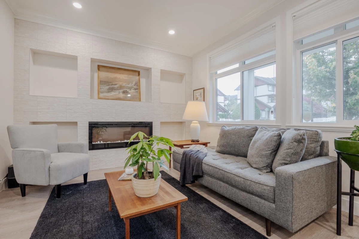 Primary Bathroom Photo of 1 7198 179 Street, Surrey, BC