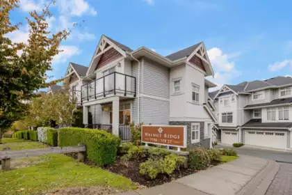 1 7198 179 Street, Surrey, BC, Surrey — Townhouse for sale