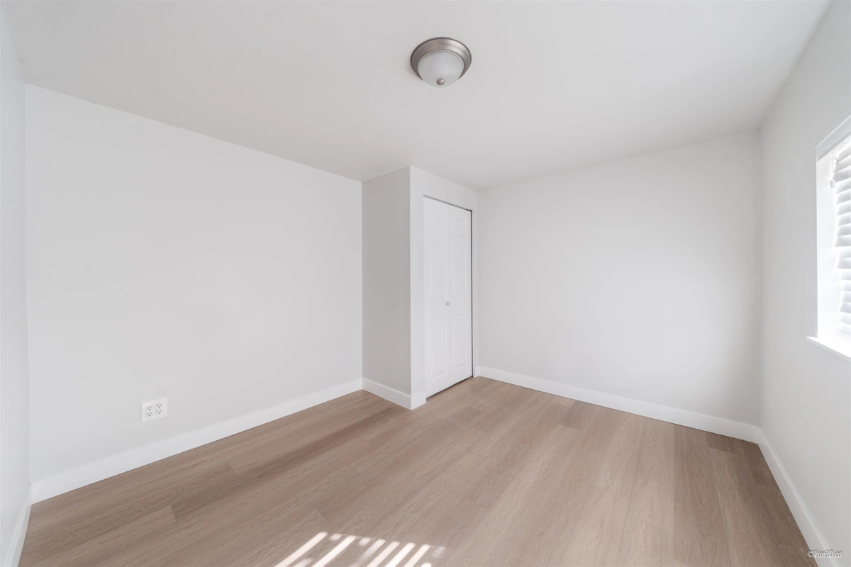 Kitchen Island Photo of 7148 6th Street, Burnaby, BC