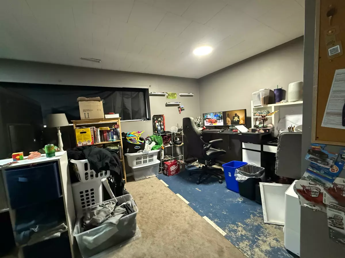 Bedroom 4 Photo of 46630 Emerald Drive, Chilliwack, BC