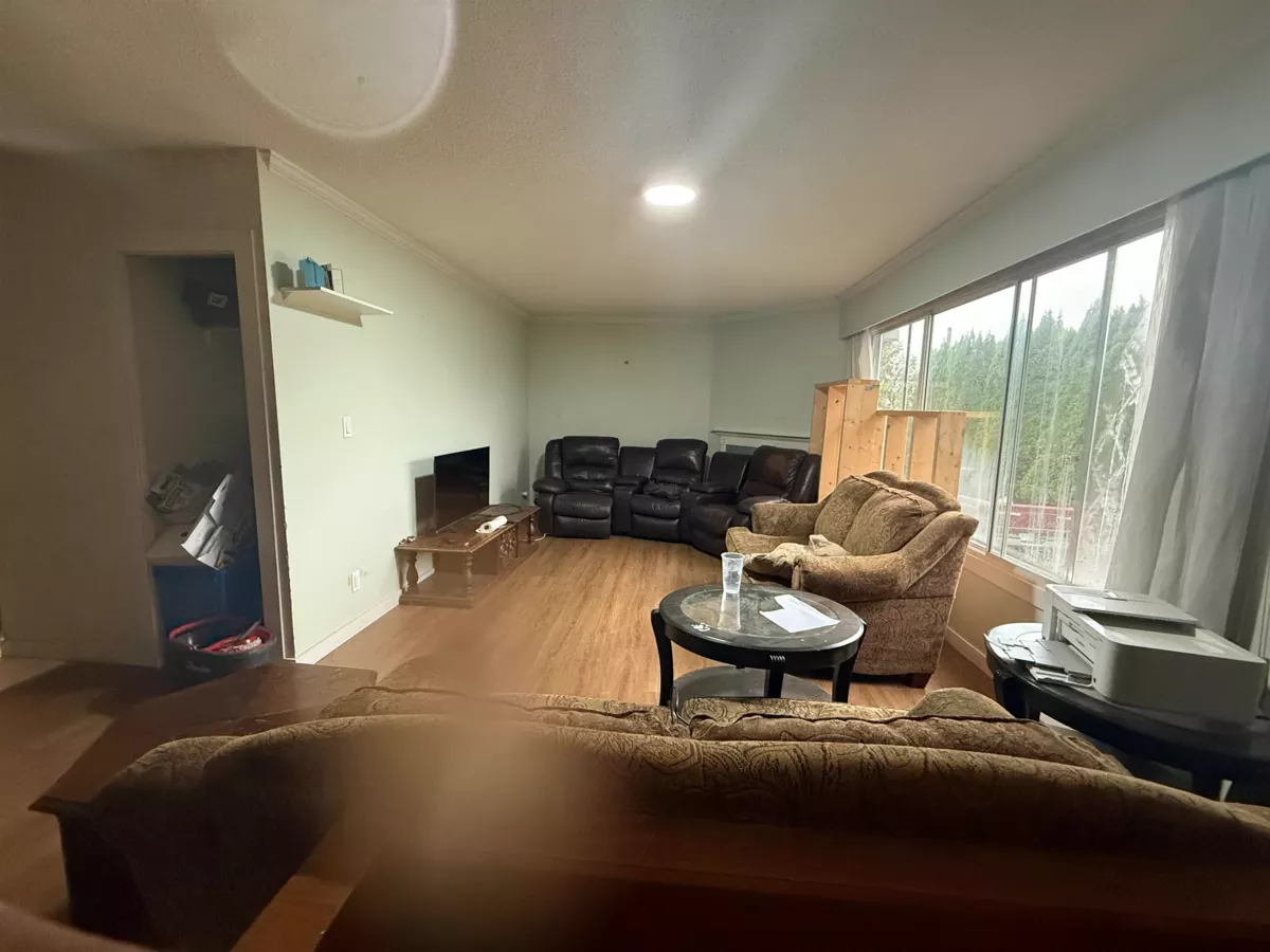 Dining Area Photo of 46630 Emerald Drive, Chilliwack, BC