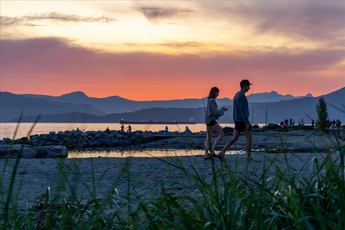 Guest Bathroom Photo of 1401 907 Beach Avenue, Vancouver, BC