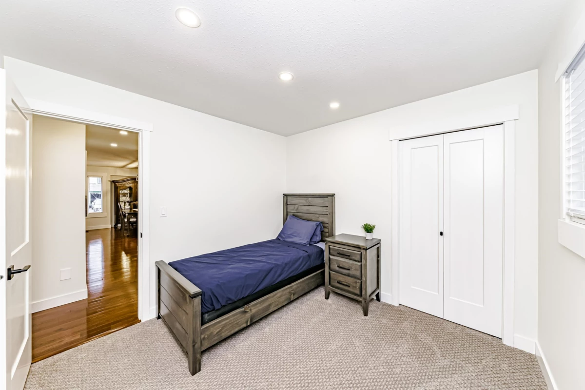 Hallway Photo of 45169 Cumberland Avenue, Chilliwack, BC