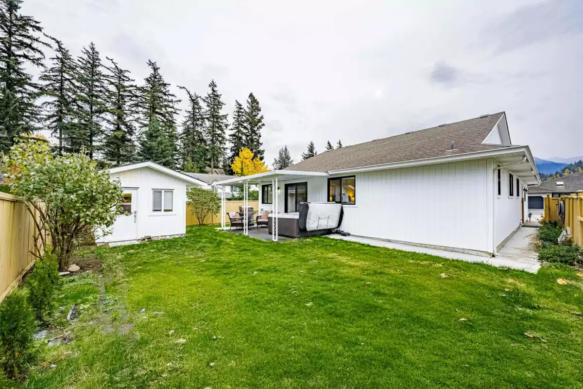 Neighborhood Park Photo Near 45169 Cumberland Avenue, Chilliwack, BC