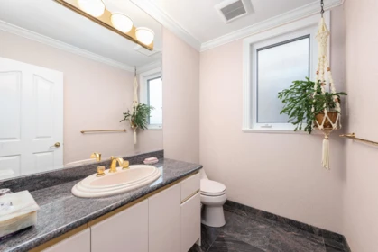 Powder Room Photo of 1363 W 51 Avenue, Vancouver, BC