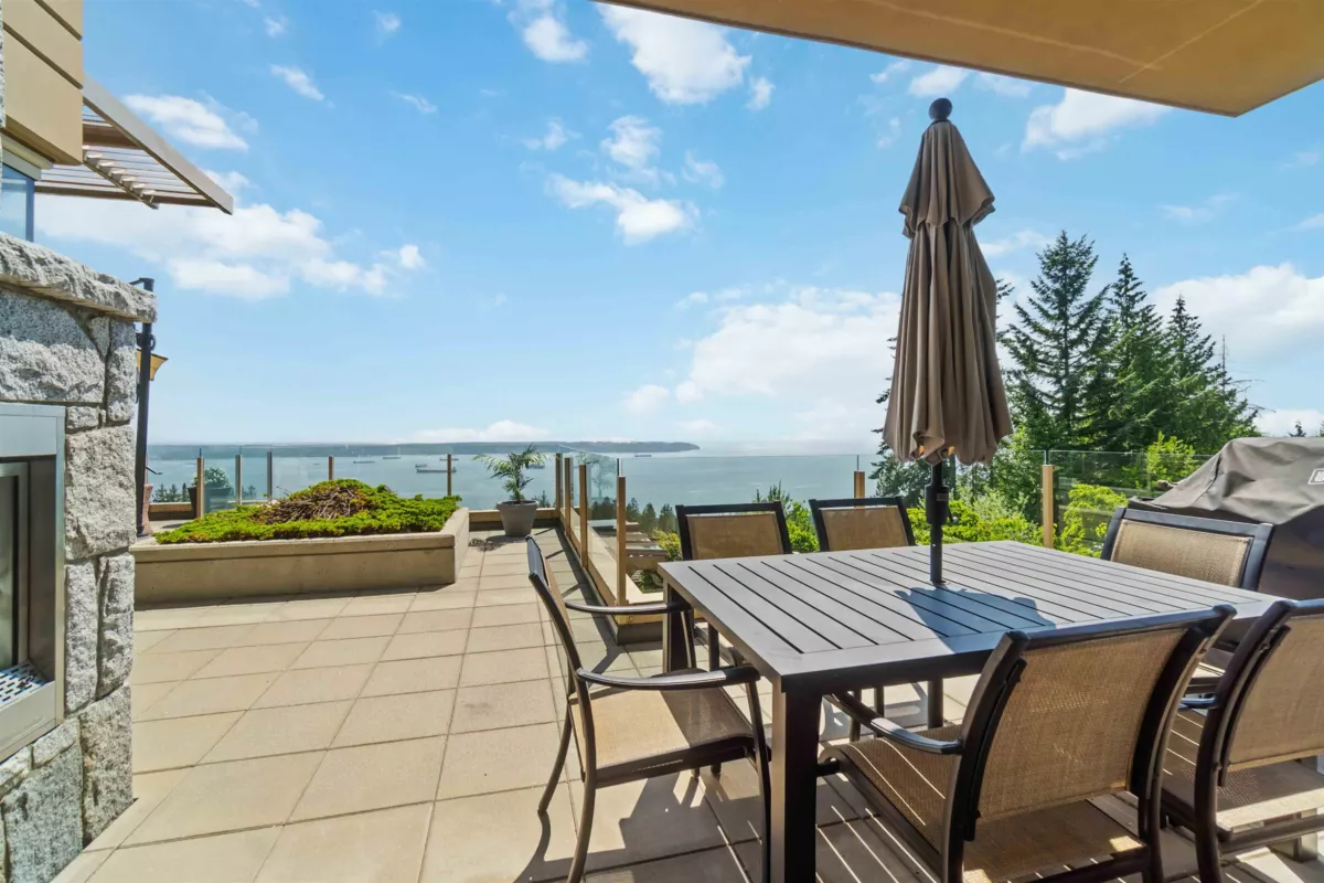 Bedroom 2 Photo of 304 2535 Garden Court, West Vancouver, BC