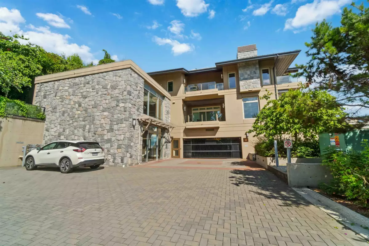 Community Amenities Photo (Clubhouse) of 304 2535 Garden Court, West Vancouver, BC