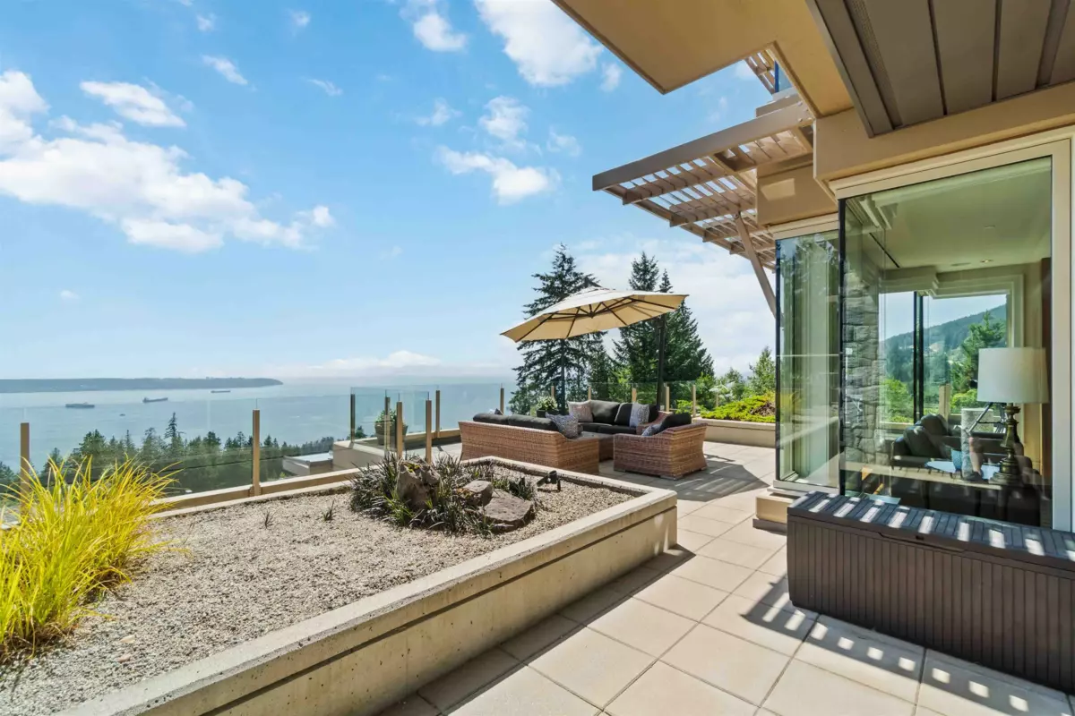 Hot Tub / Spa Photo of 304 2535 Garden Court, West Vancouver, BC
