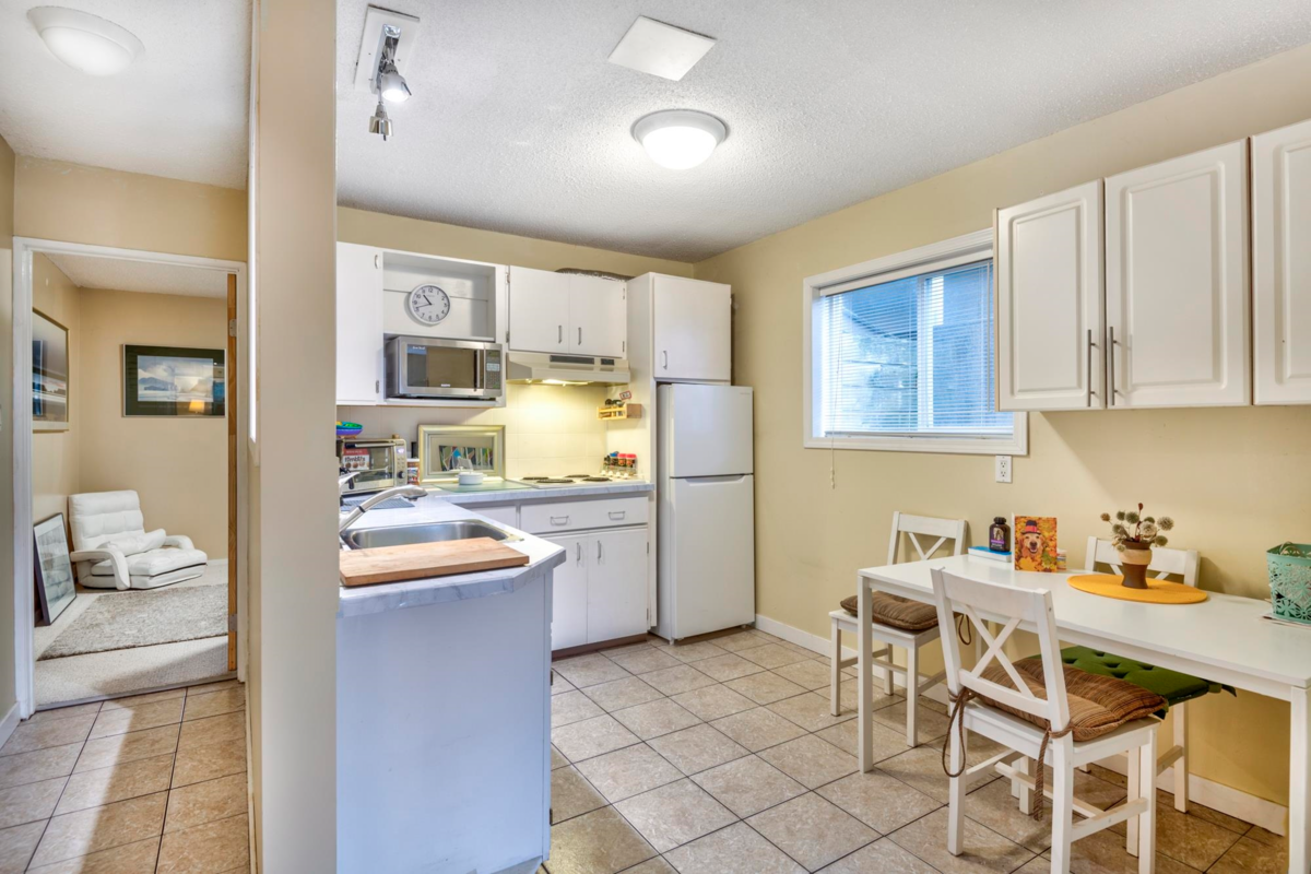 Outdoor Patio Photo of 1317 Western Place, Port Coquitlam, BC