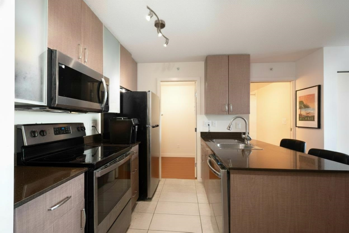 Breakfast Nook Photo of 2201 977 Mainland Street, Vancouver, BC