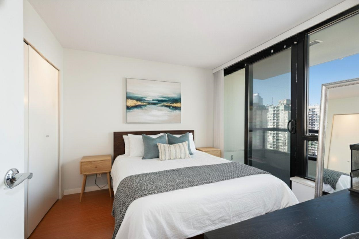Primary Bedroom Photo of 2201 977 Mainland Street, Vancouver, BC