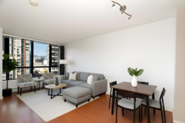 2201 977 Mainland Street, Vancouver, BC