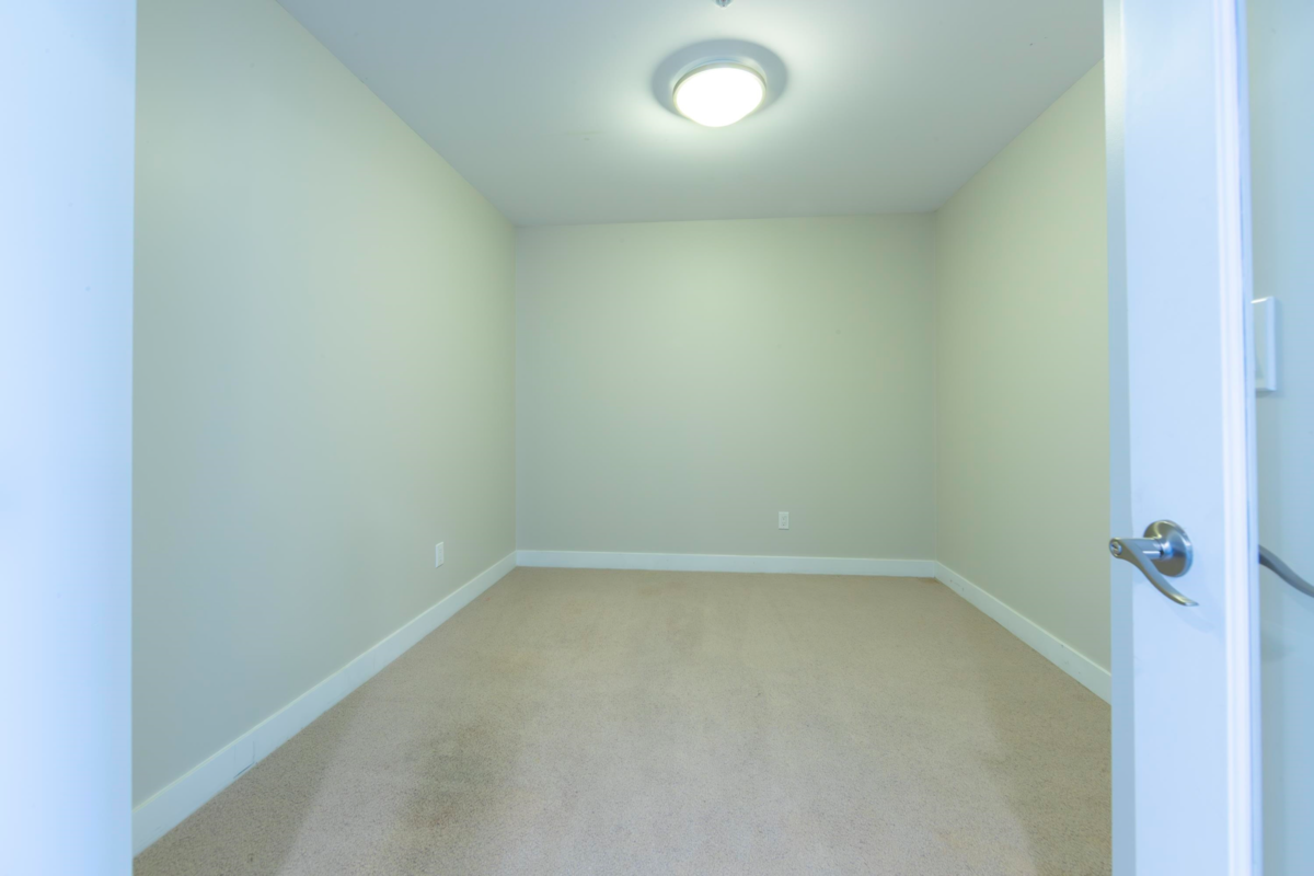 Guest Bathroom Photo of 507 5725 Teredo Street, Sechelt, BC