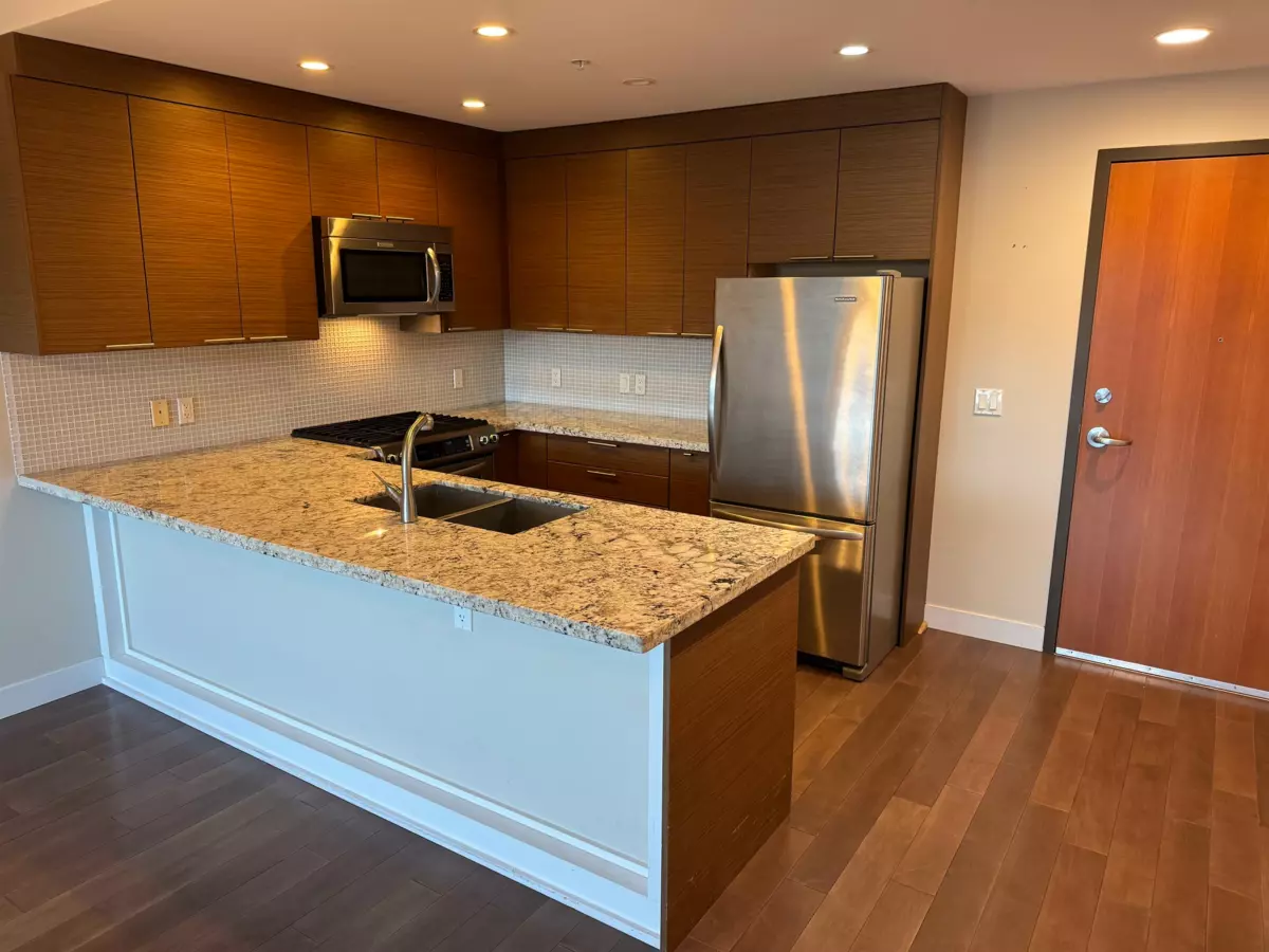 Loft / Bonus Room Photo of 507 5725 Teredo Street, Sechelt, BC