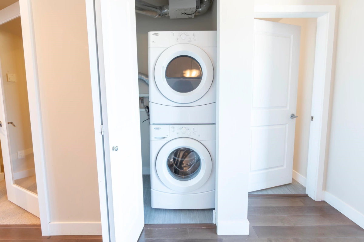 Mudroom Photo of 507 5725 Teredo Street, Sechelt, BC