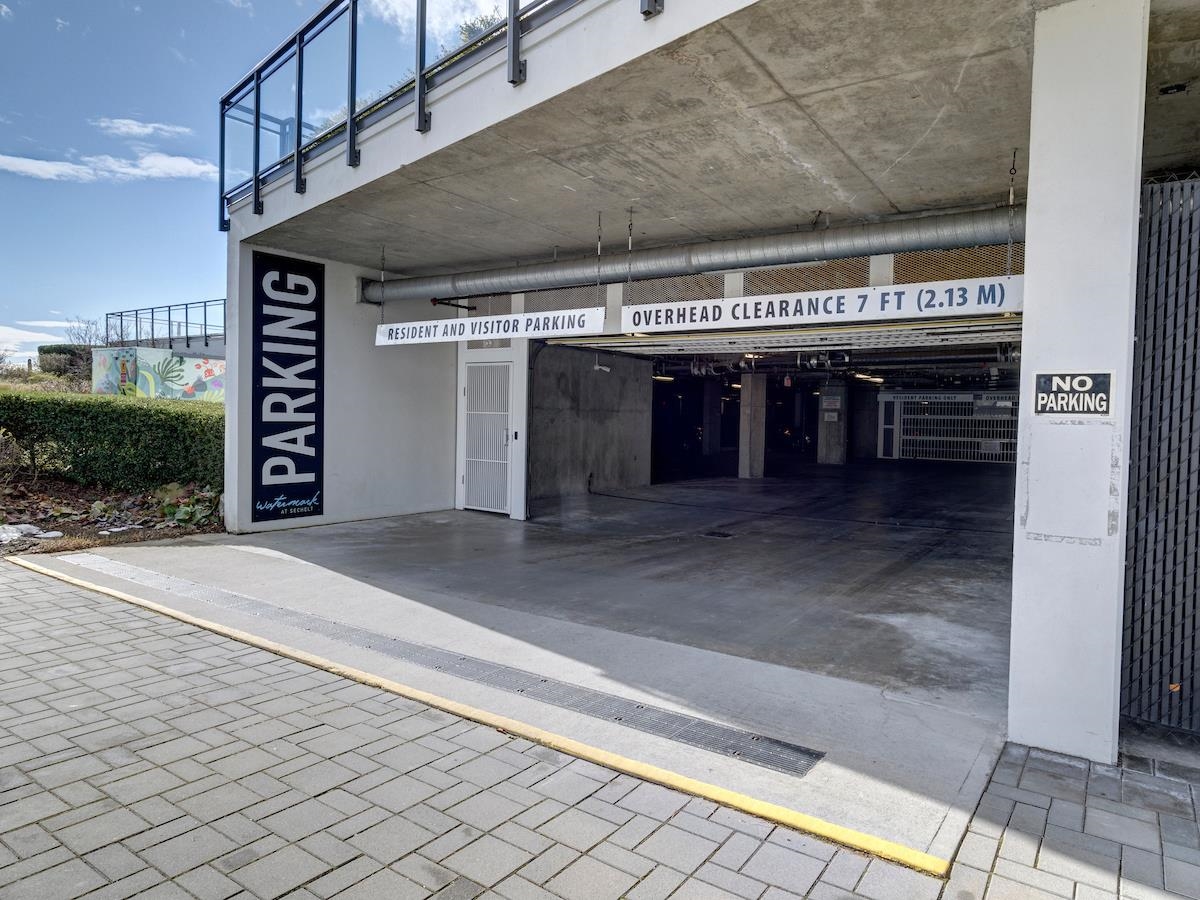 Outdoor Deck Photo of 507 5725 Teredo Street, Sechelt, BC