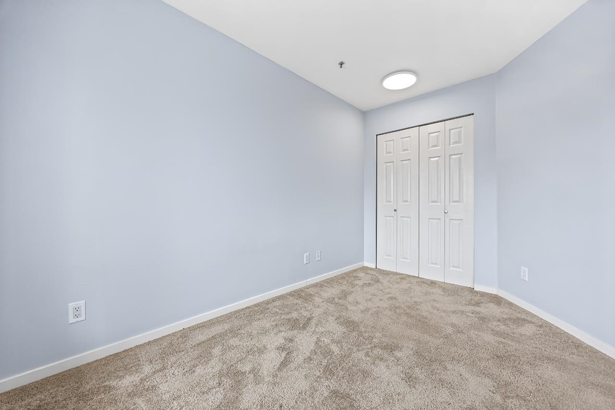 Bedroom 2 Photo of 211 868 Kingsway, Vancouver, BC