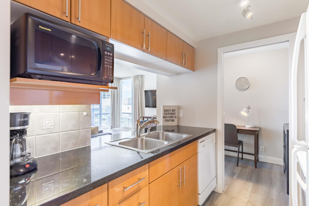 Walk-In Closet Photo of 2907 193 Aquarius Mews, Vancouver, BC