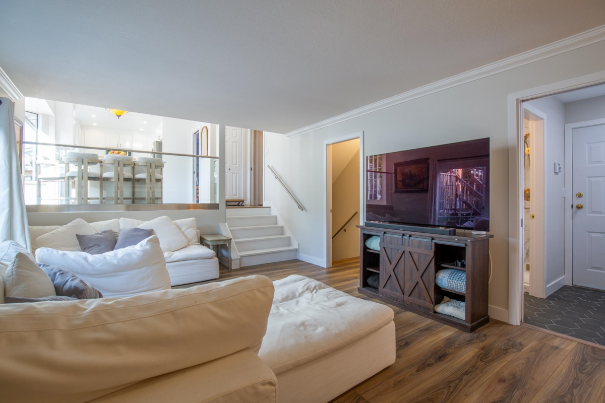 Front Yard Photo of 12125 Irving Street, Maple Ridge, BC