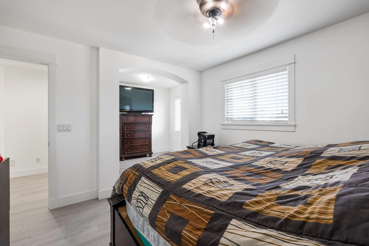 Entry Foyer Photo of 7051 196b Street, Langley, BC