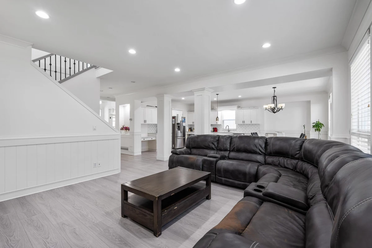 Kitchen Island Photo of 7051 196b Street, Langley, BC