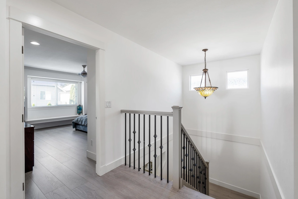 Powder Room Photo of 7051 196b Street, Langley, BC