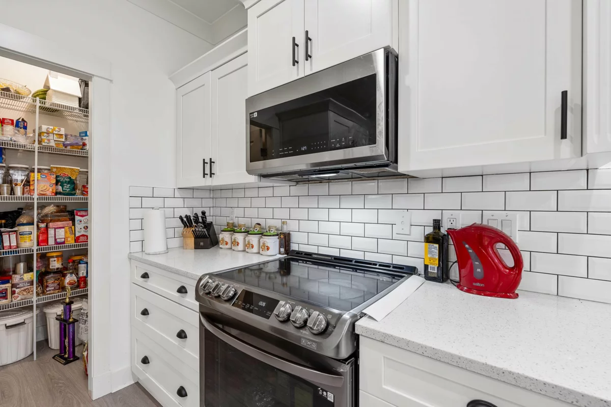 Primary Bathroom Photo of 7051 196b Street, Langley, BC