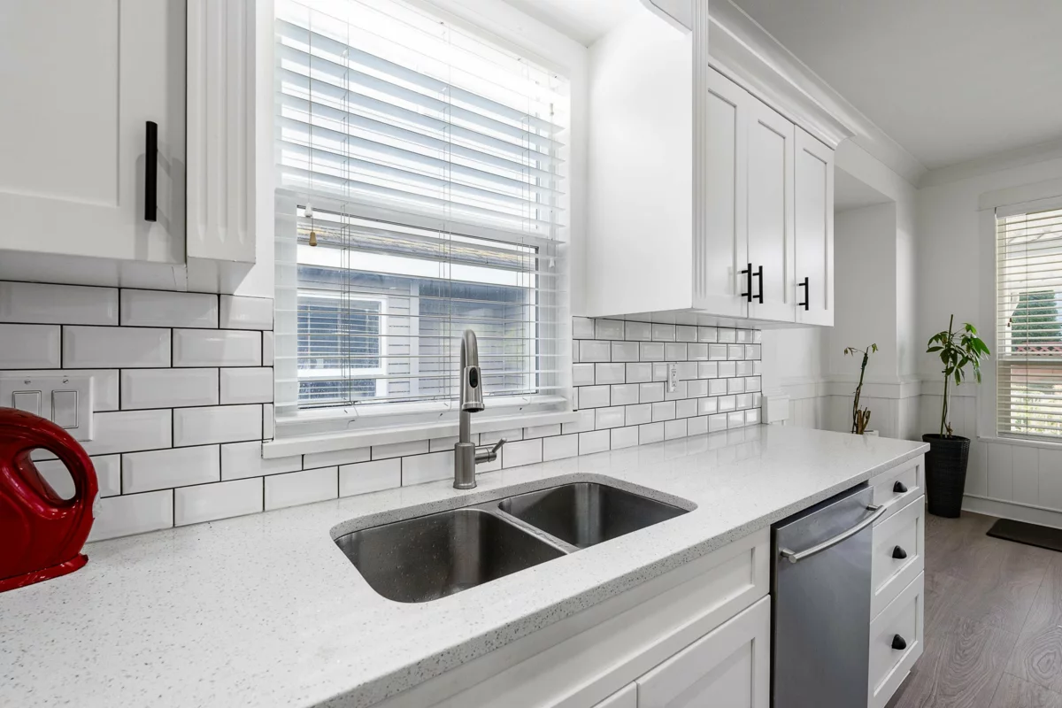 Walk-In Closet Photo of 7051 196b Street, Langley, BC