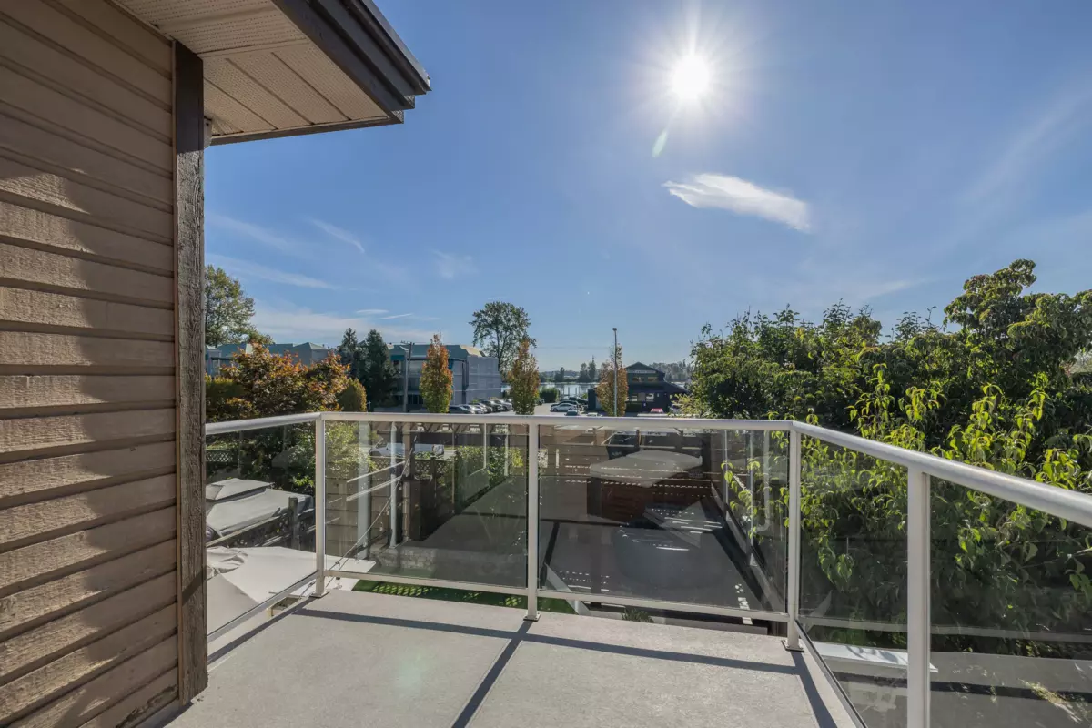 Laundry Room Photo of 13 1872 Harbour Street, Port Coquitlam, BC