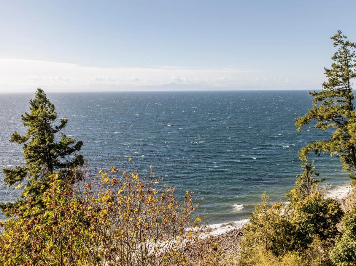 Fitness Center Photo Near 1289 Gower Point Road, Gibsons, BC