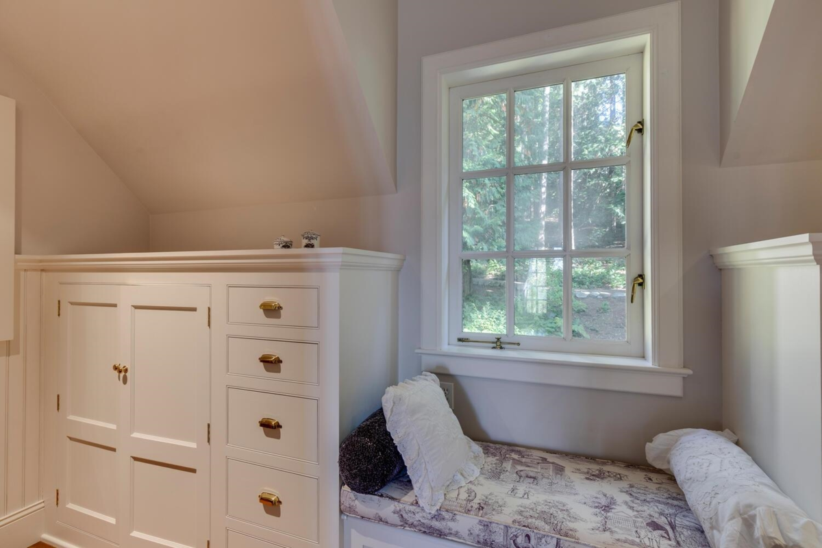 Front Yard Photo of 1289 Gower Point Road, Gibsons, BC