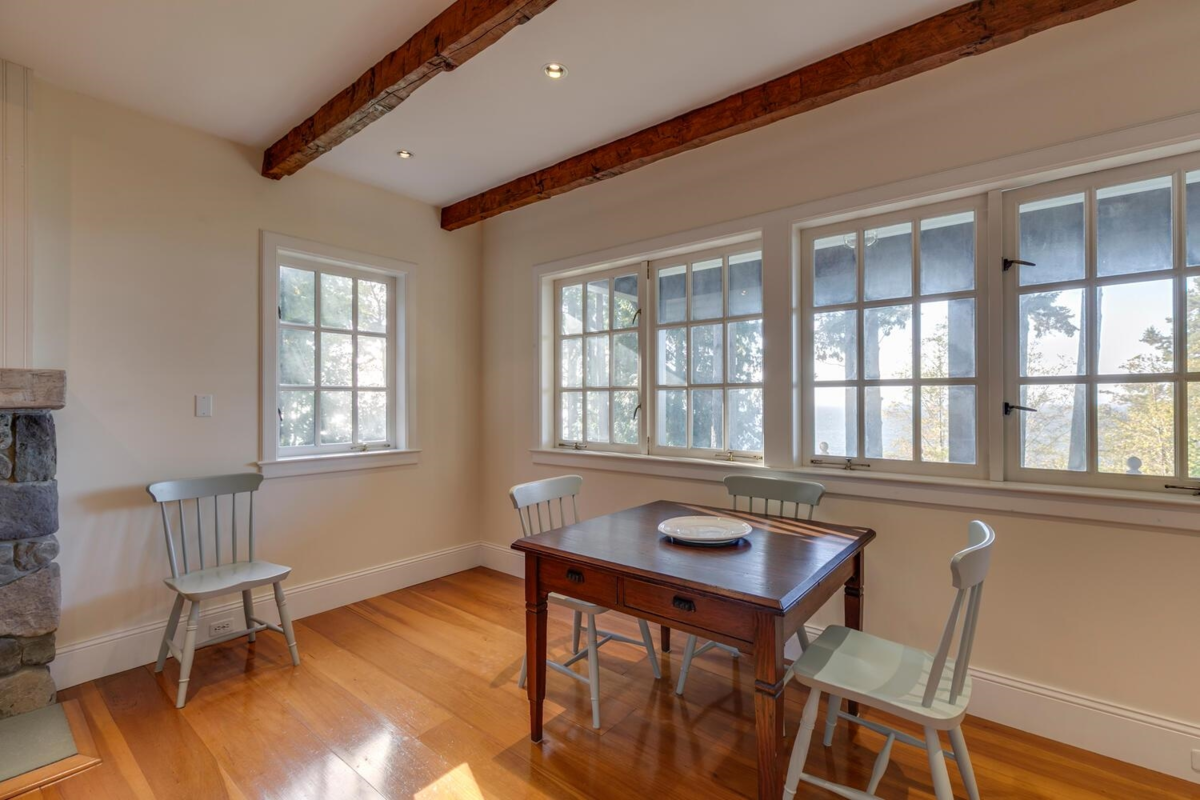Laundry Room Photo of 1289 Gower Point Road, Gibsons, BC