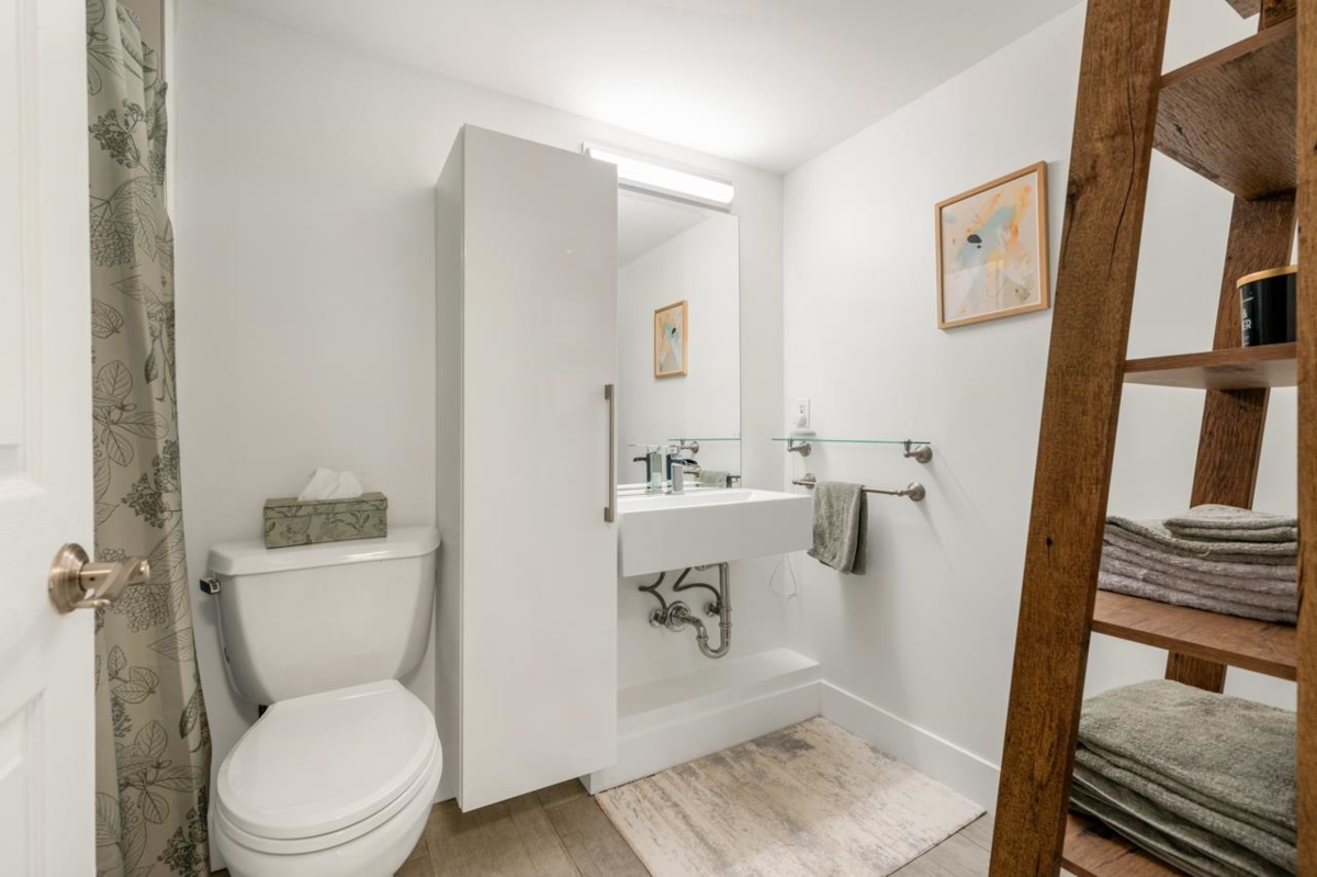 Bedroom 3 Photo of 101 525 Agnes Street, New Westminster, BC