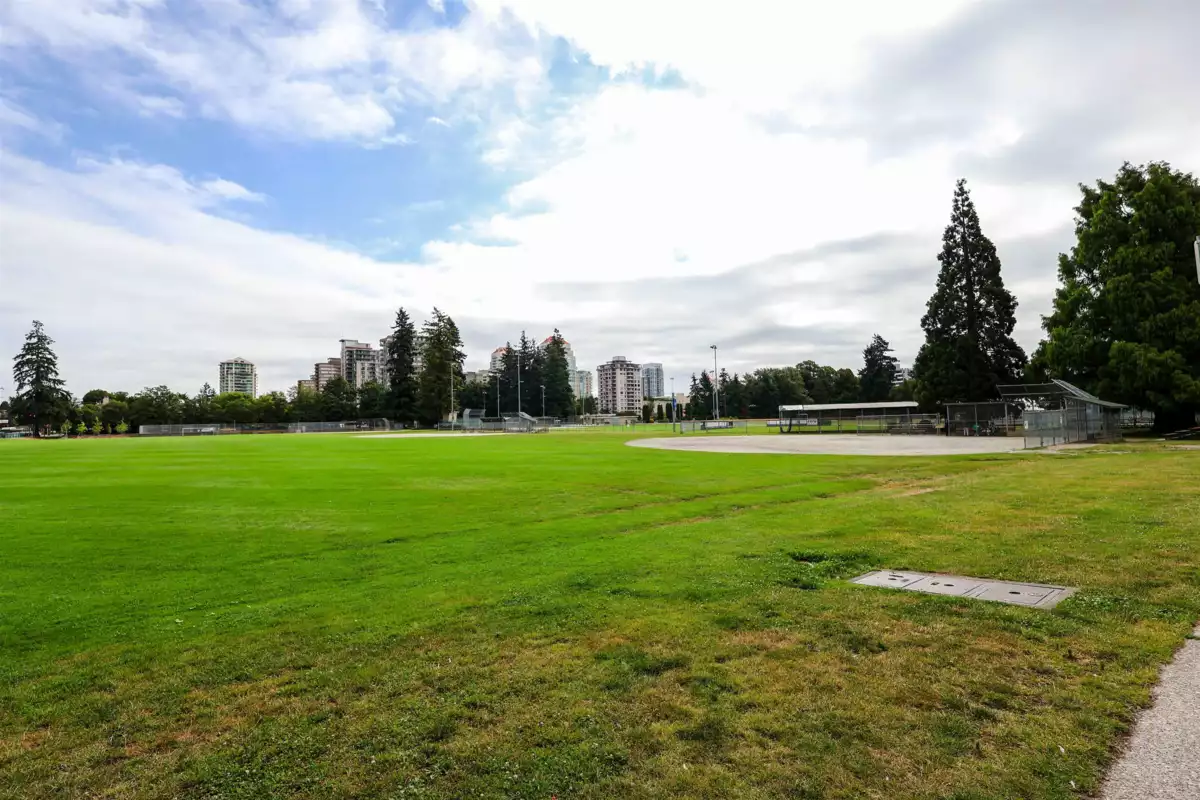 Exterior Rear Photo of 104 723 Twelfth Street, New Westminster, BC