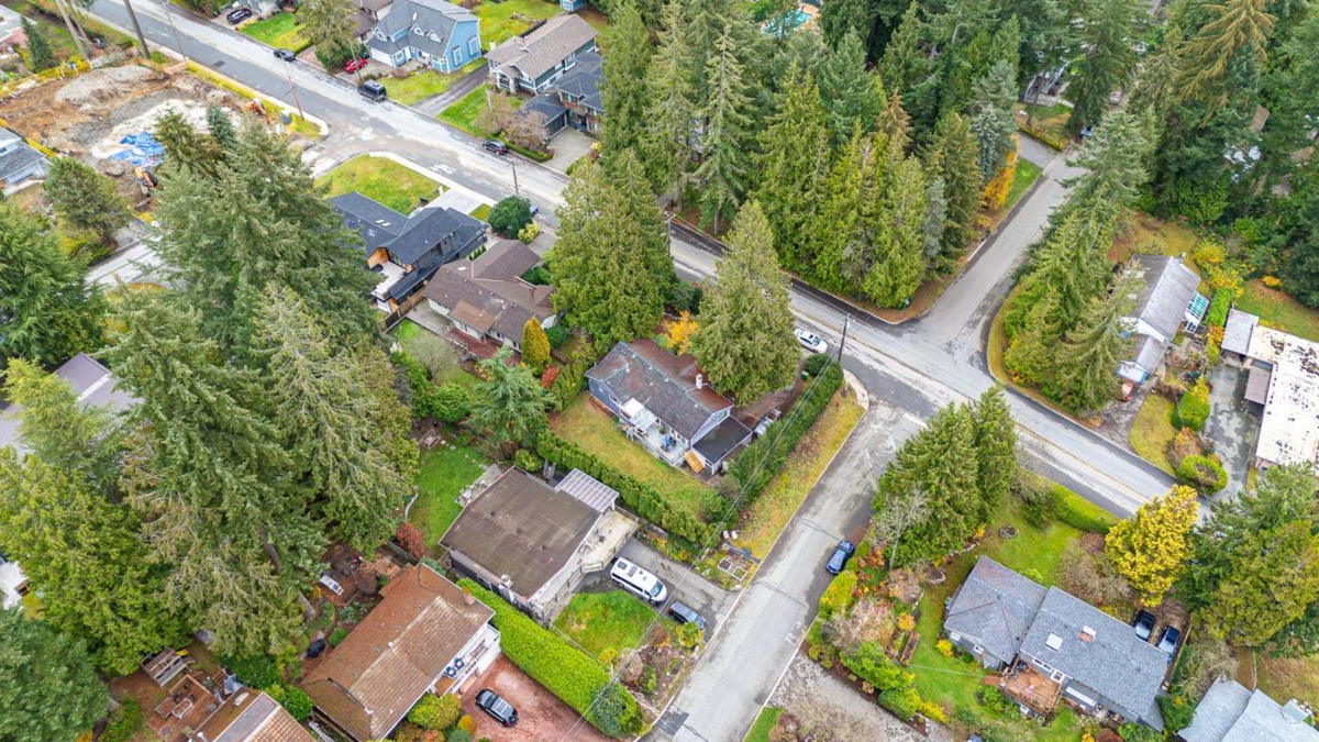 Mudroom Photo of 3129 Princess Avenue, North Vancouver, BC