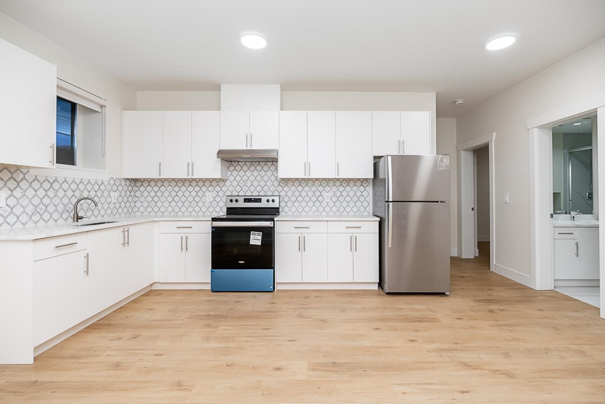 Backyard Photo of 897 Cottonwood Avenue, Coquitlam, BC