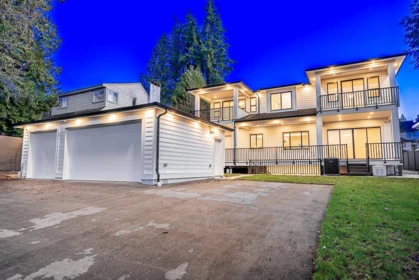Garden / Landscaping Photo of 897 Cottonwood Avenue, Coquitlam, BC
