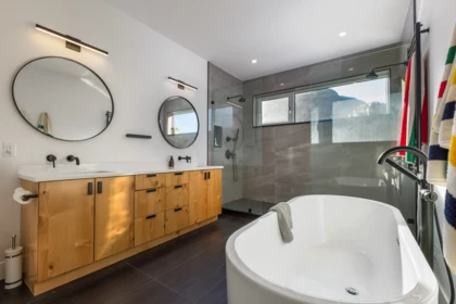 2193 Crumpit Woods Drive, Squamish, BC, Squamish — Single Family Residence for sale