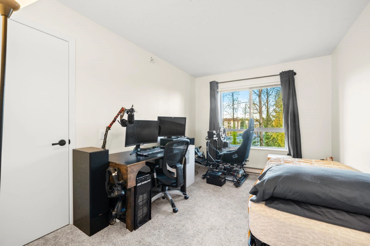 Entry Foyer Photo of 408 11667 Haney Bypass, Maple Ridge, BC