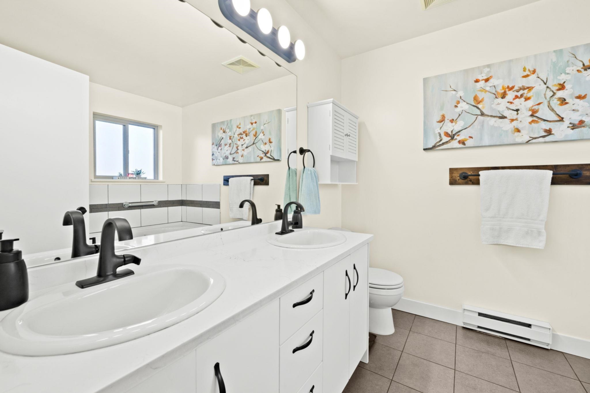 Outdoor Deck Photo of 408 11667 Haney Bypass, Maple Ridge, BC