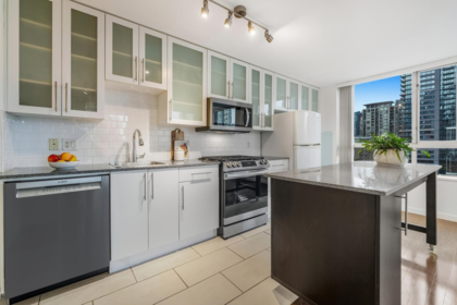 804 1225 Richards Street, Vancouver, BC, Vancouver — Apartment/Condo for sale