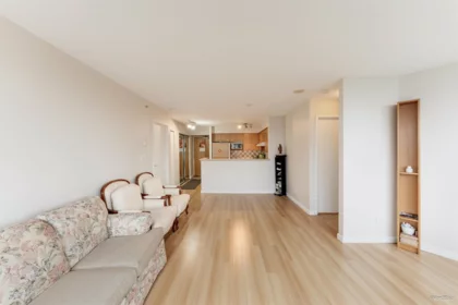Powder Room Photo of 805 6088 Willingdon Avenue, Burnaby, BC