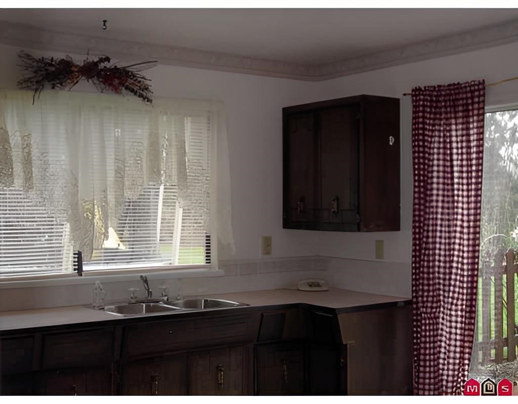 Dining Area Photo of 32460 Cherry Avenue, Mission, BC