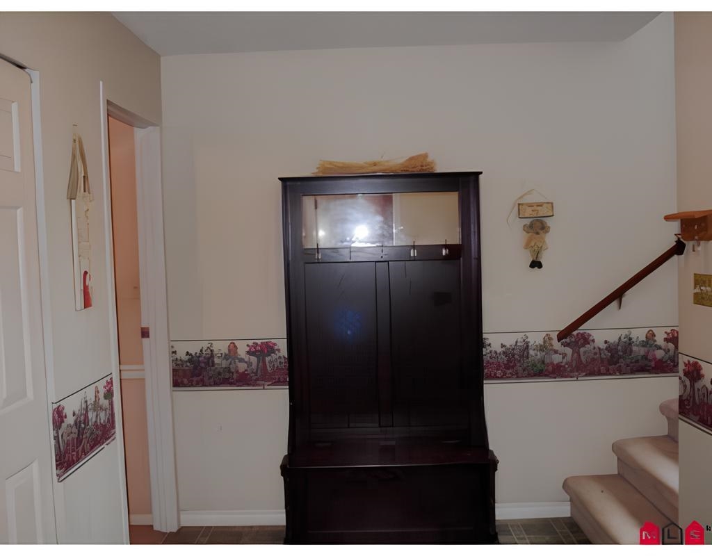 Living Room Photo of 32460 Cherry Avenue, Mission, BC