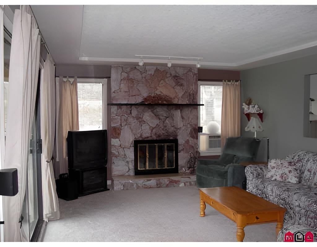 Pantry Photo of 32460 Cherry Avenue, Mission, BC